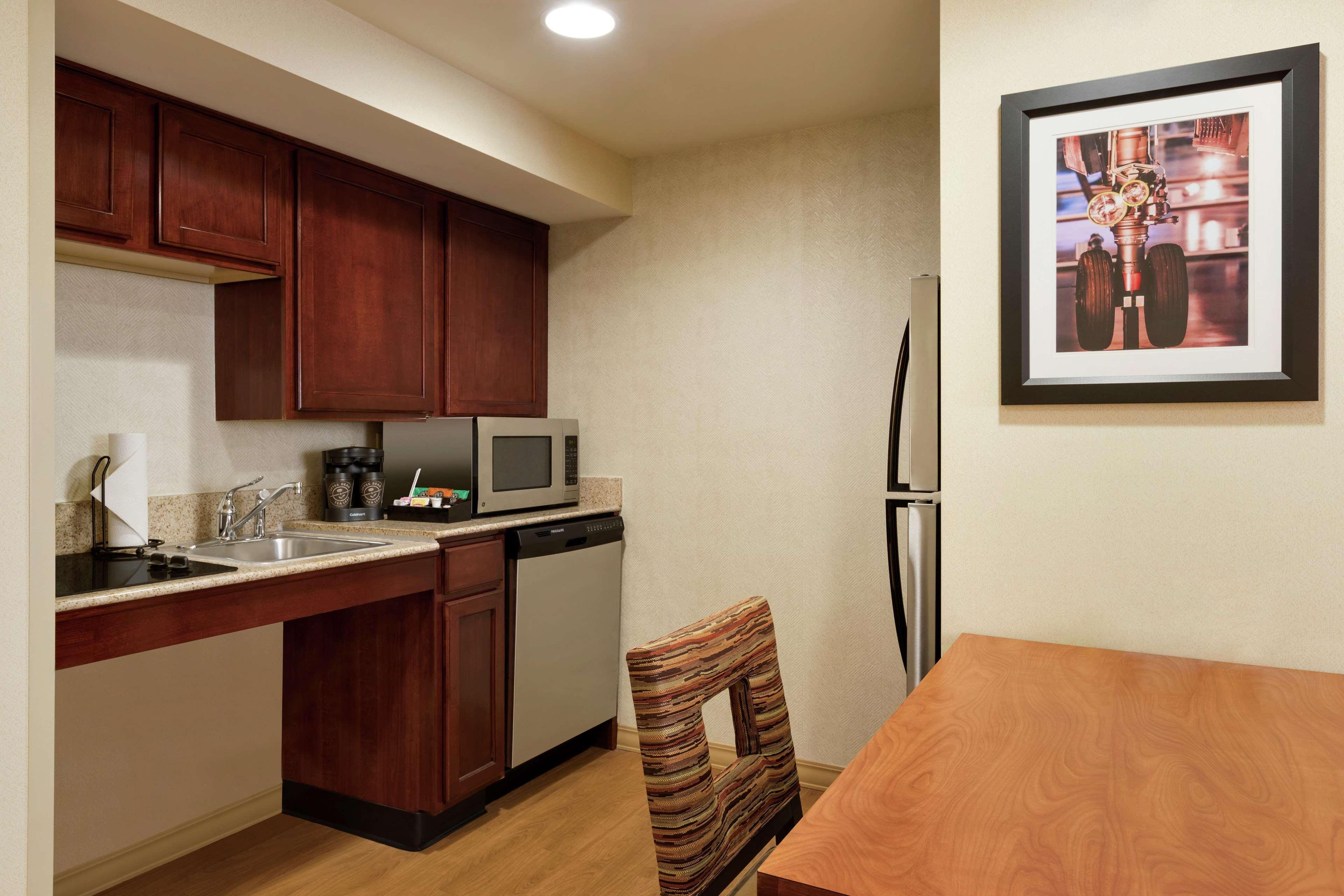 Homewood Suites By Hilton Dulles-North Loudoun Ашберн Экстерьер фото