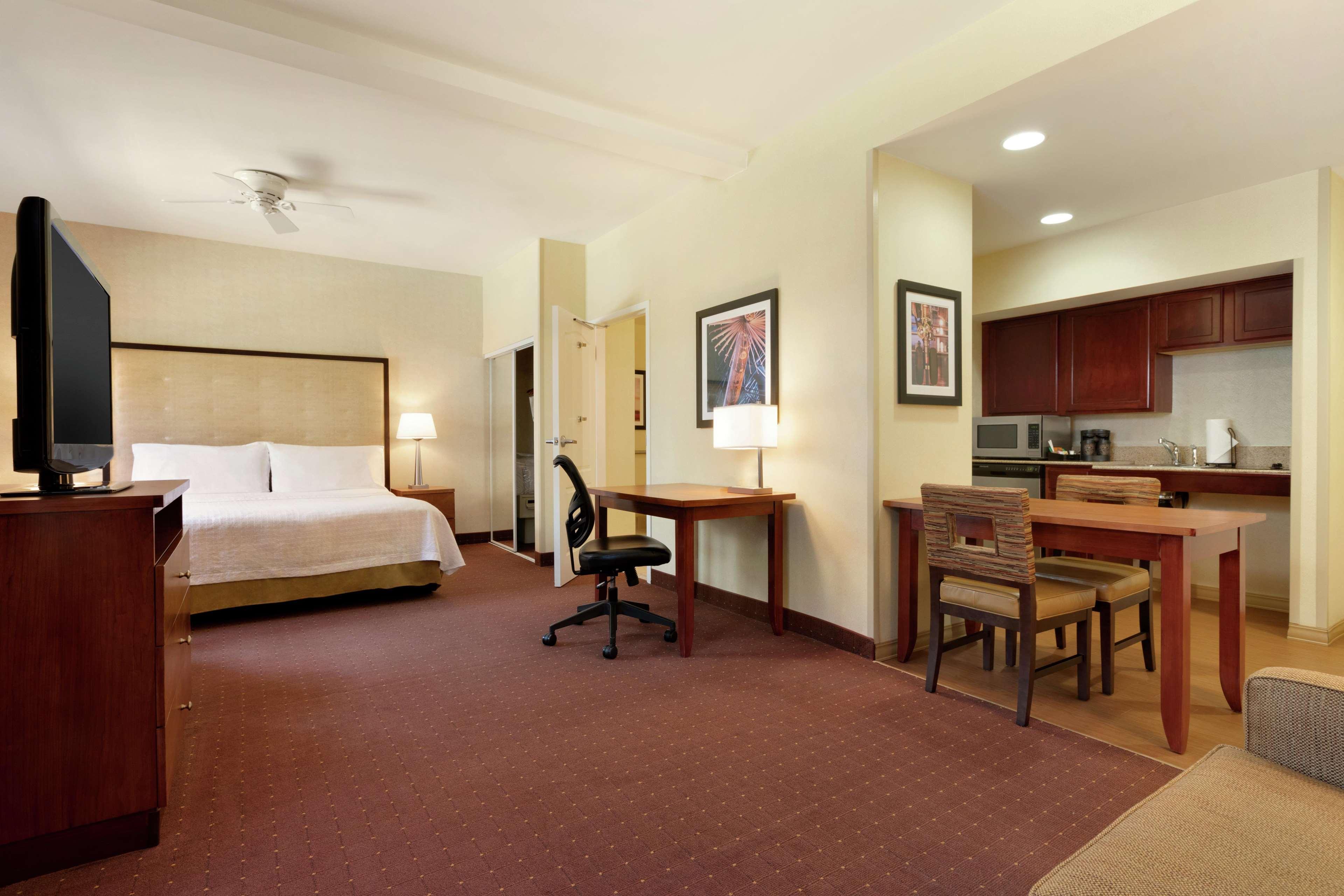 Homewood Suites By Hilton Dulles-North Loudoun Ашберн Экстерьер фото