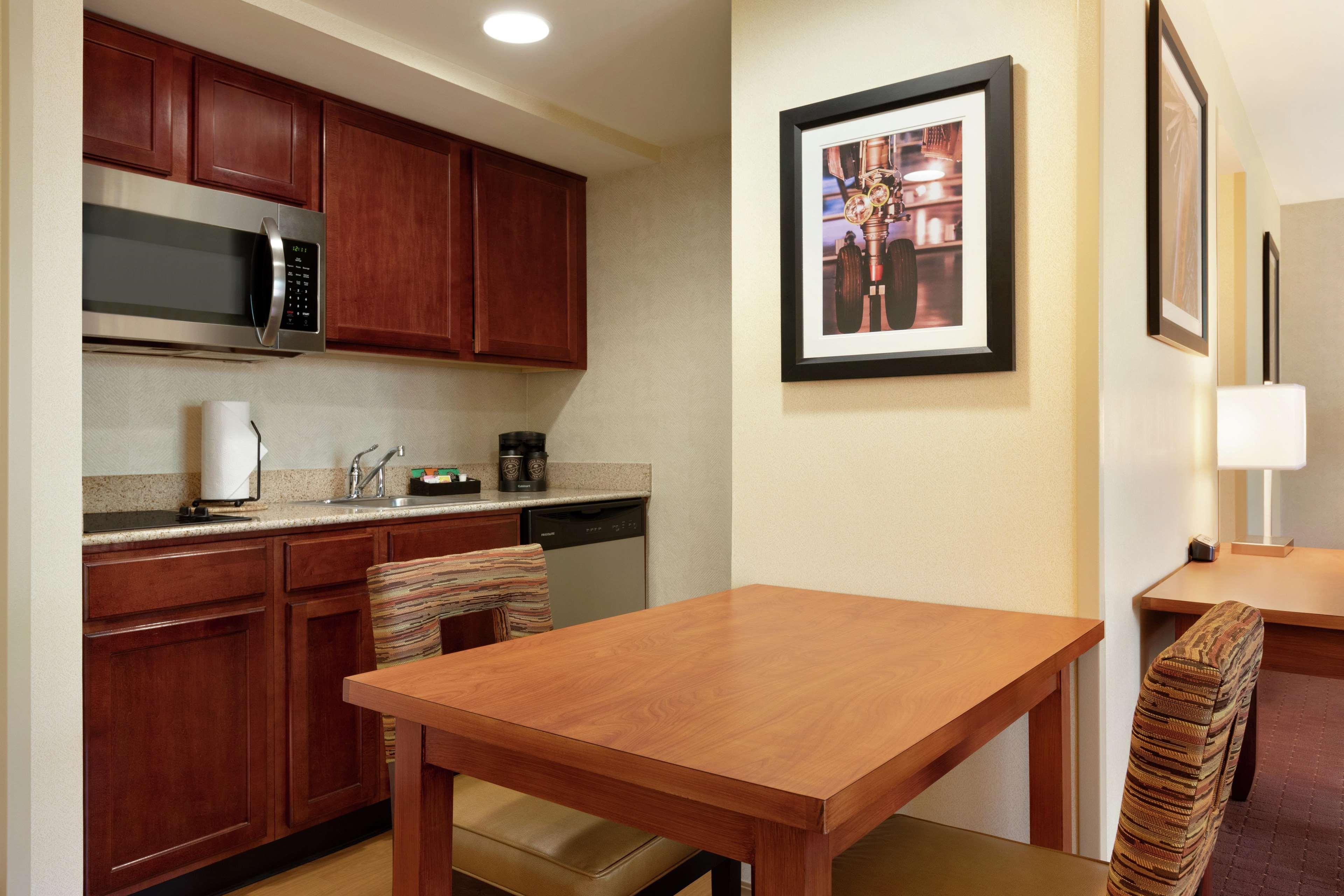Homewood Suites By Hilton Dulles-North Loudoun Ашберн Экстерьер фото