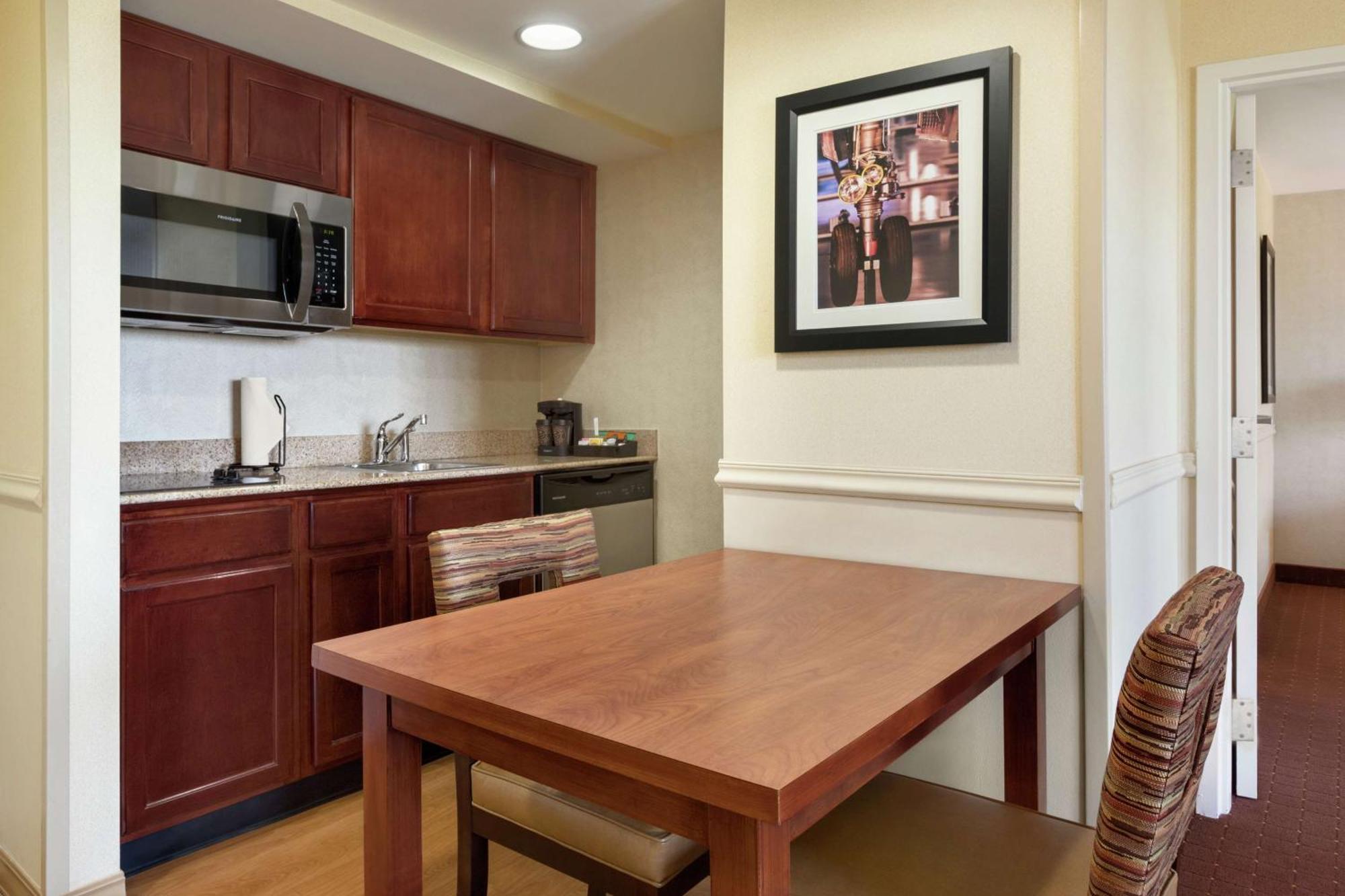 Homewood Suites By Hilton Dulles-North Loudoun Ашберн Экстерьер фото